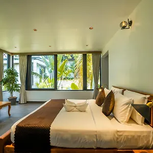Hotel Tropical Villages