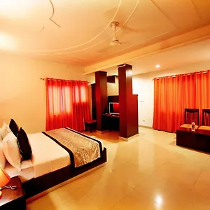 3* Hotel Lohmod At National Highway 8 - Free Airport Transffer